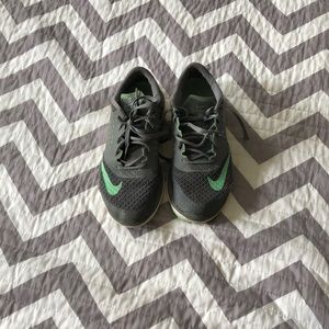 Nike Tennis Shoes